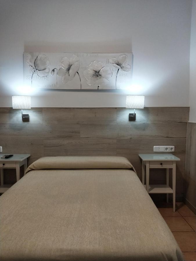 Hostal Maria Ronda Madrid Bagian luar foto