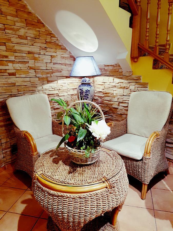 Hostal Maria Ronda Madrid Bagian luar foto